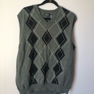 Men’s Liz Claiborne sweater vest